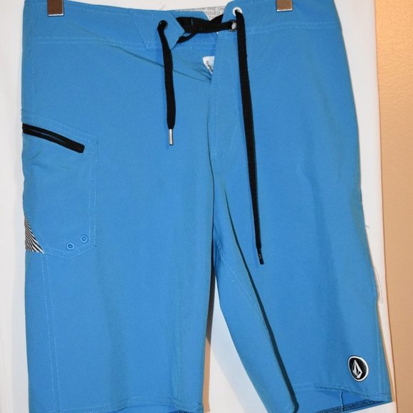 Volcom  swiming trunk - Picture 1 of 7